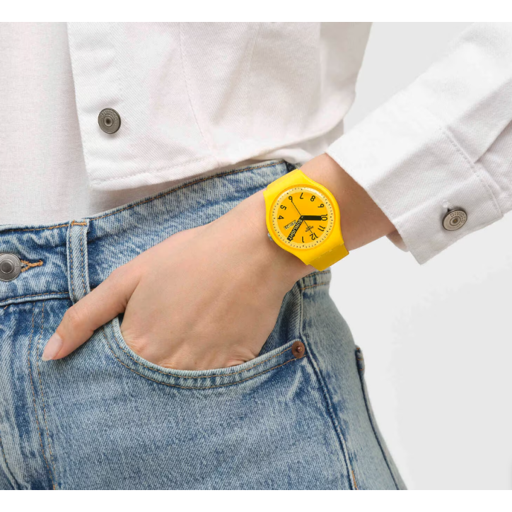 Swatch Proudly Yellow